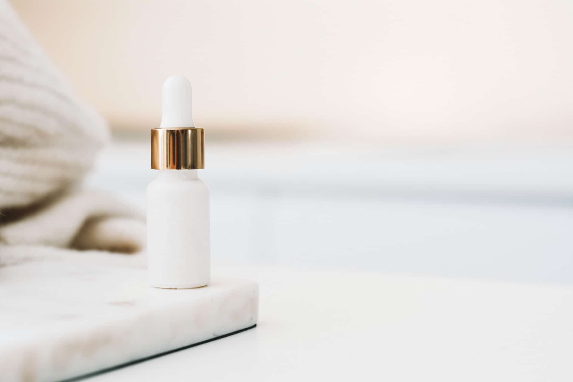 Using cosmetics with peptides: Enhance your skincare routine