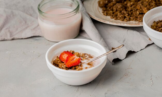 Creating Your Perfect Breakfast Blend: Exploring the Art of Personalized Granola