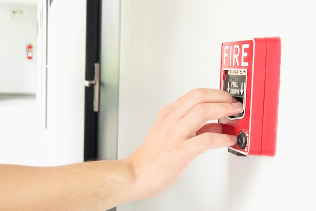 How Can You Choose the Right Fire Extinguisher for Your Home?