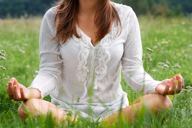 Cultivating Mindfulness in Everyday Life for Improved Well-being